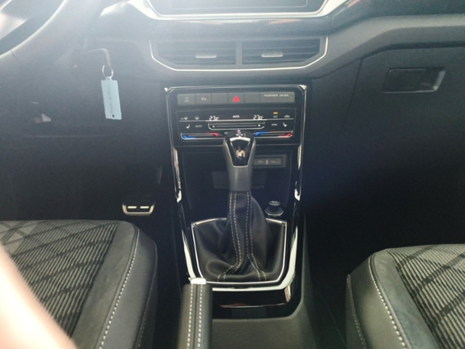 Volkswagen T-Cross – Bild 15