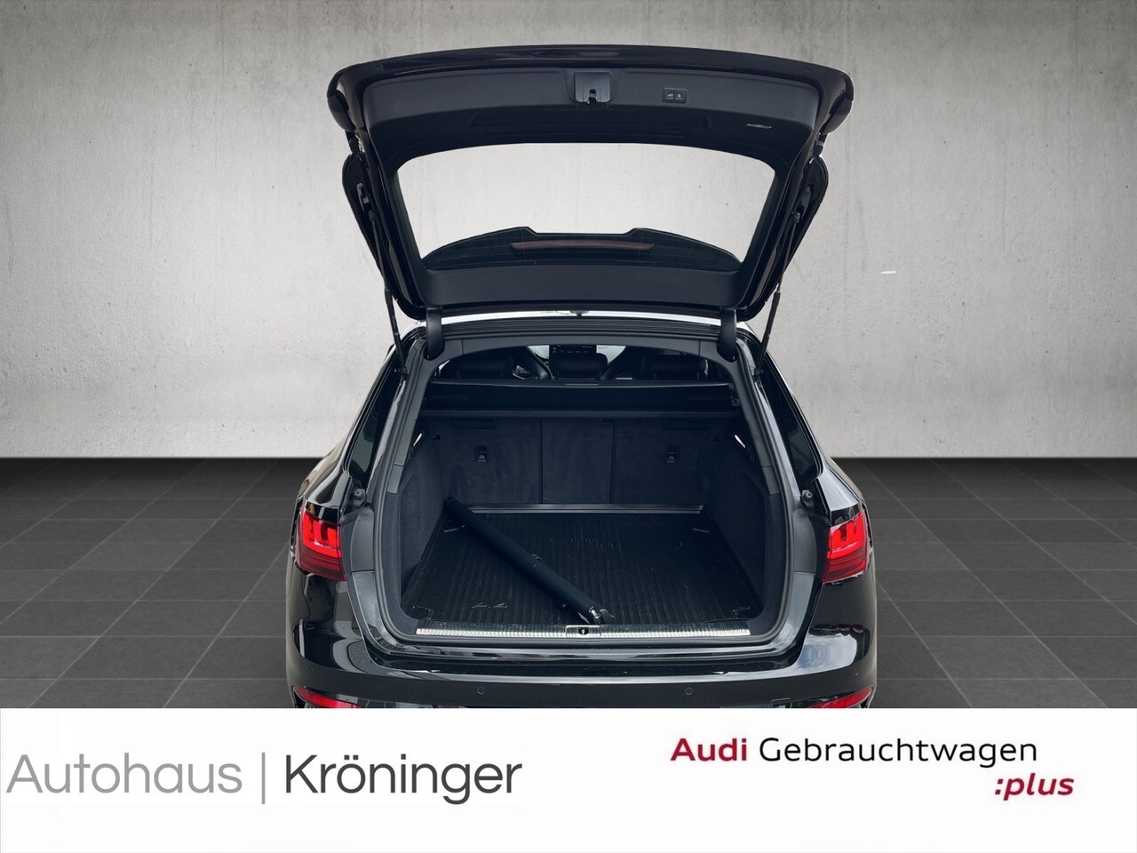 Image about Audi RS 4 Avant TFSI quattro tiptronic