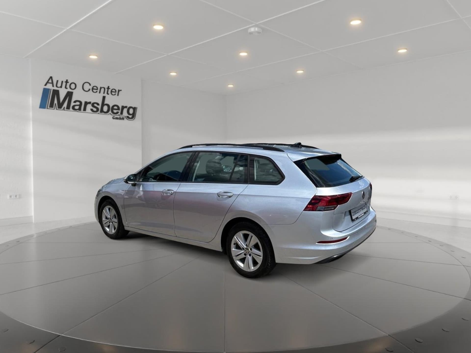 Volkswagen Golf Variant Life