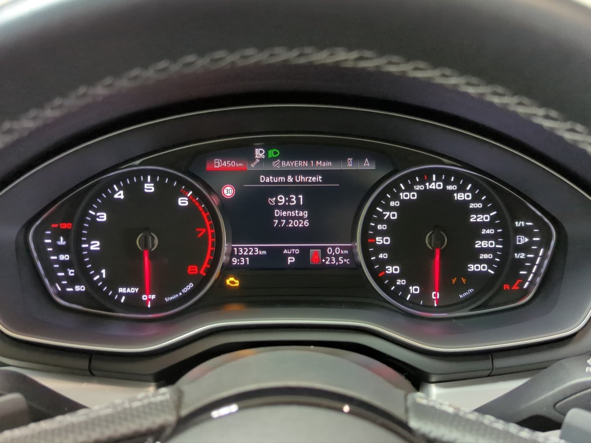 Audi A4 Avant S line