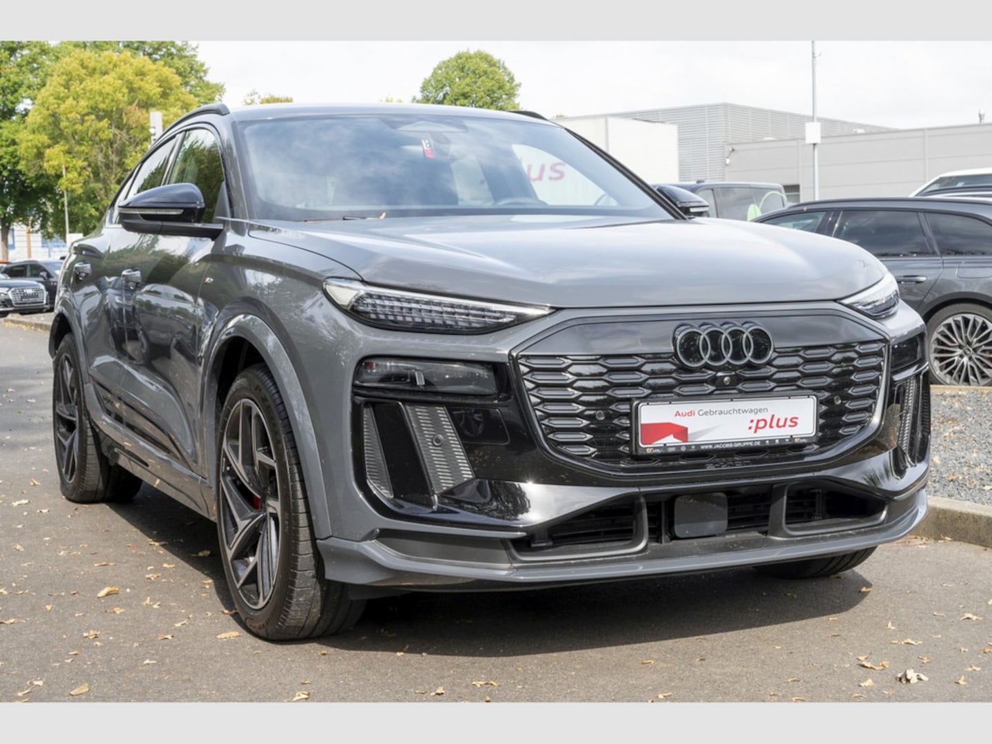 Bild über Audi Q6 Sportback e-tron S line business e-tron performance 225 kW - für weitere Informationen kontaktieren Sie den Audi Partner