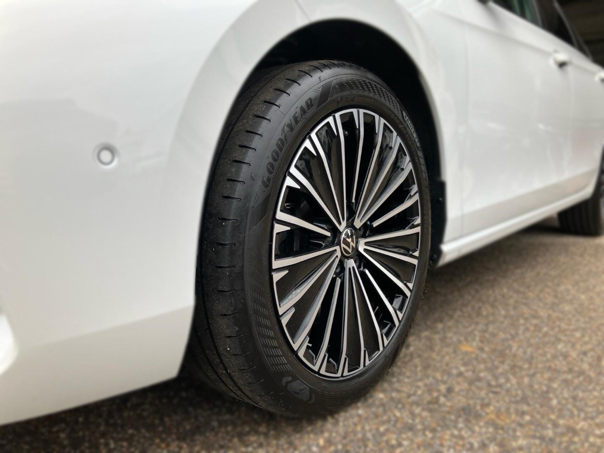 Volkswagen Passat Elegance