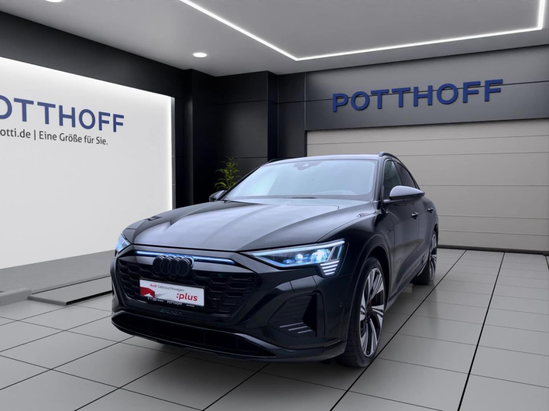 Audi Q8 Sportback e-tron S line