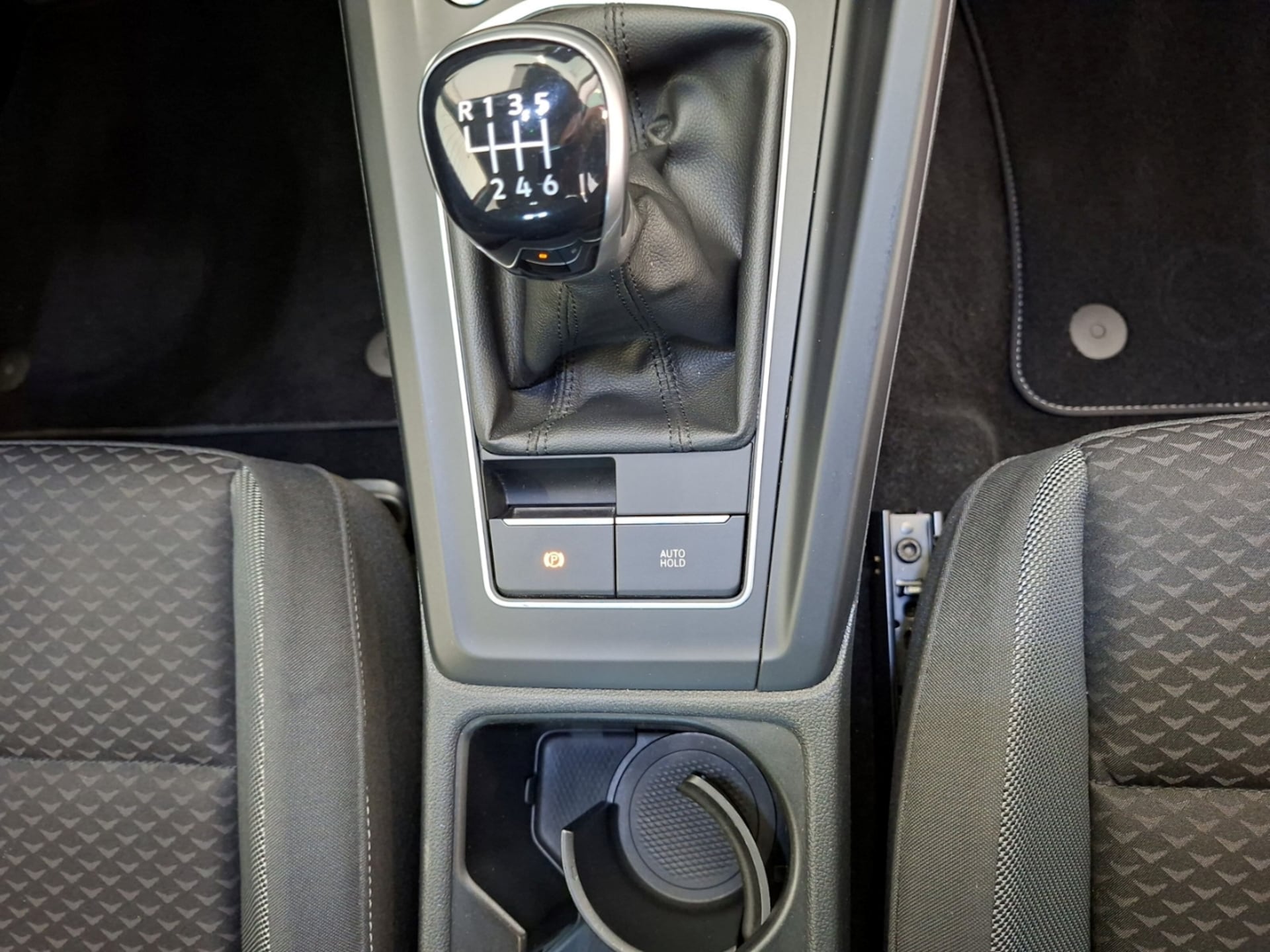 Volkswagen Golf Active