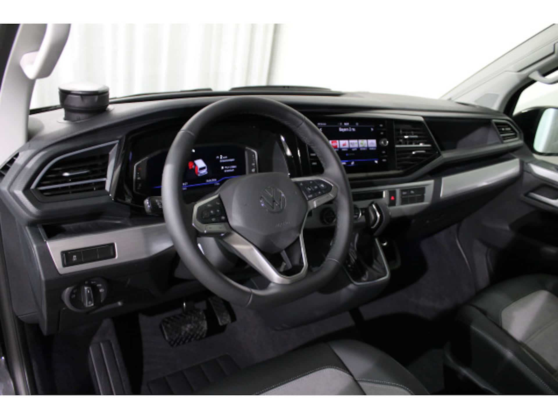 Volkswagen T6.1 California Beach