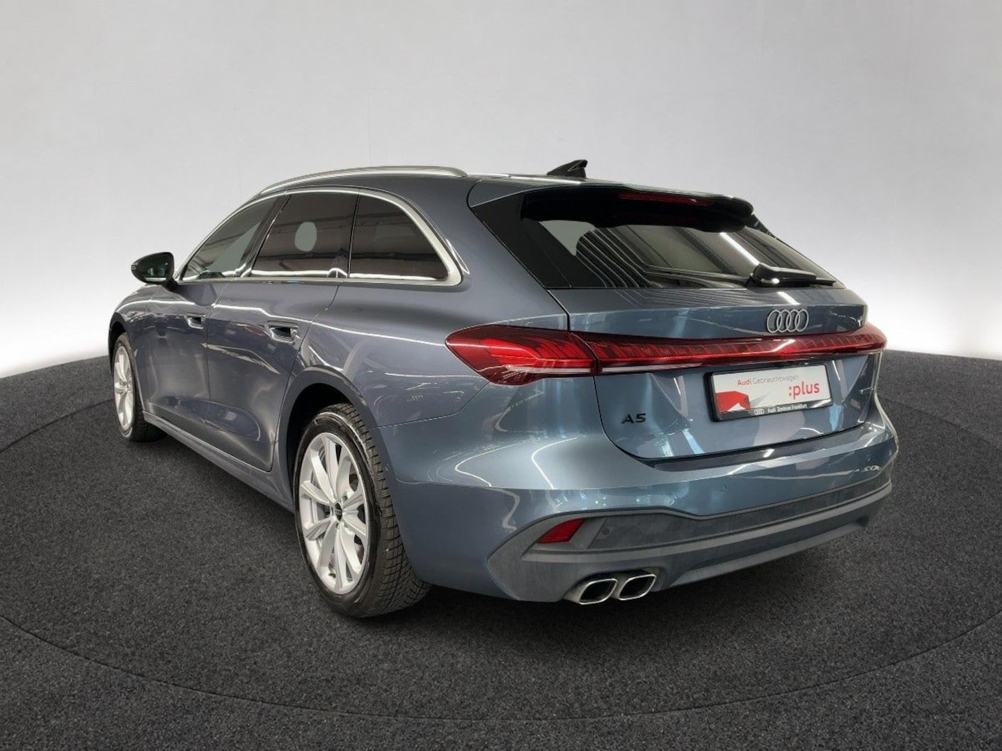 Bild über Audi A5 Avant TDI quattro 150 kW S tronic - für weitere Informationen kontaktieren Sie den Audi Partner