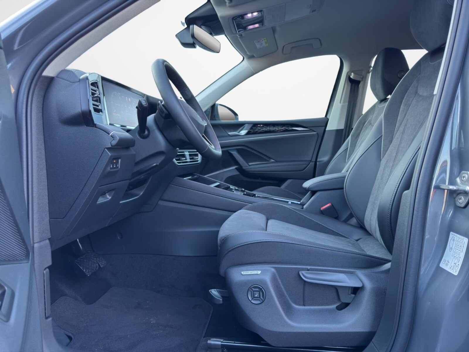 Volkswagen Tiguan – Bild 7