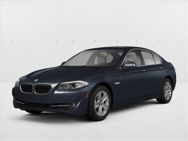 2012 BMW 5 Series 535i xDrive Sedan's photo