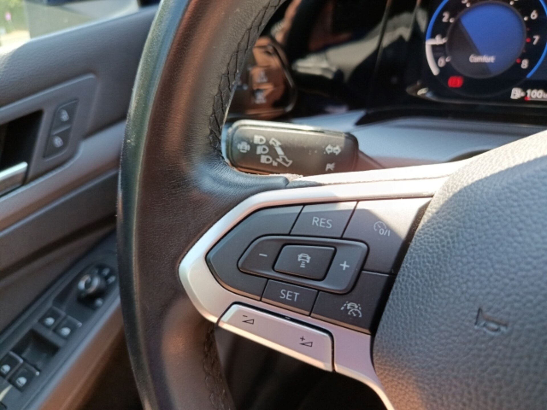 Volkswagen Golf Active