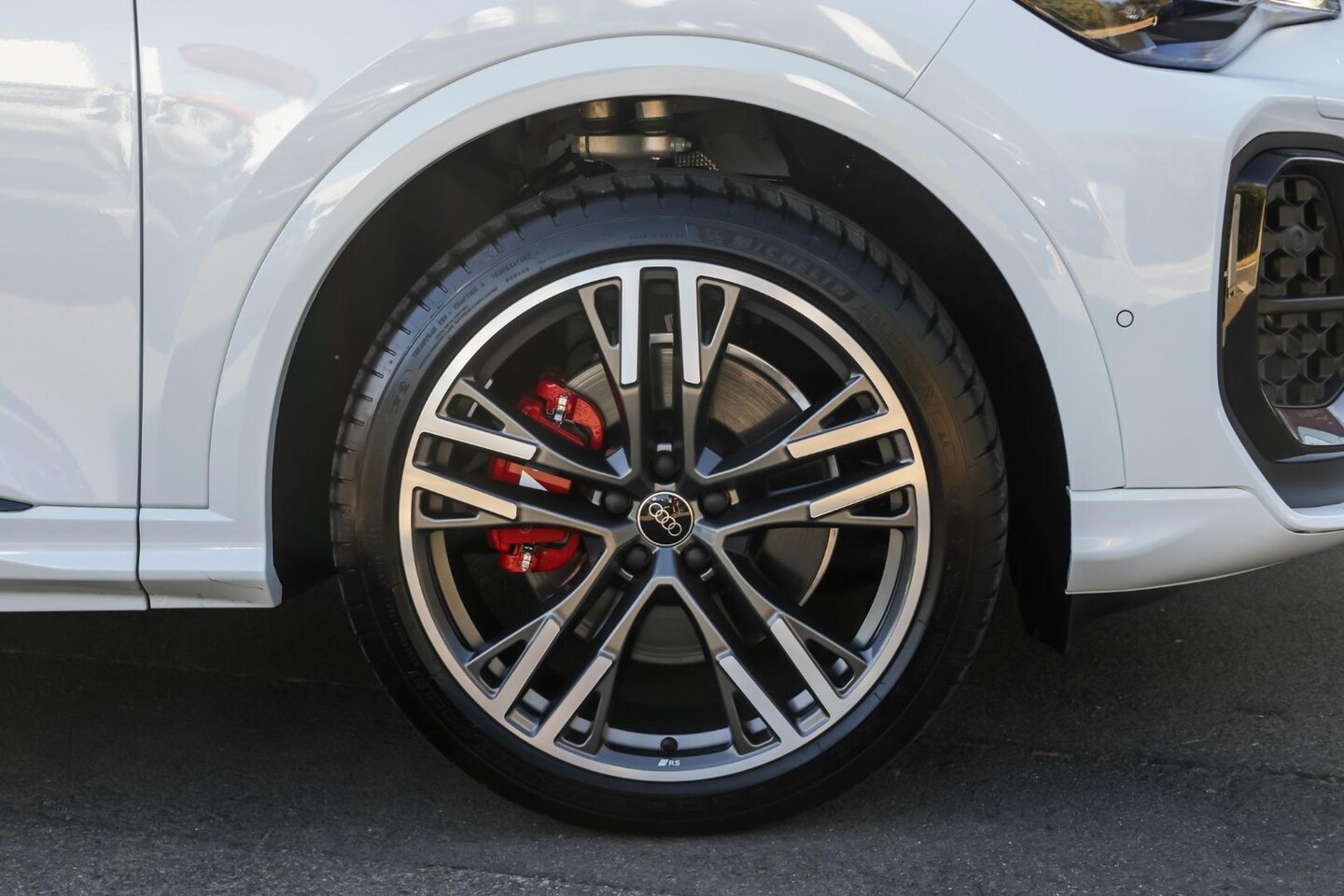 Image about Audi SQ5 SUV TFSI 270 kW edition one
