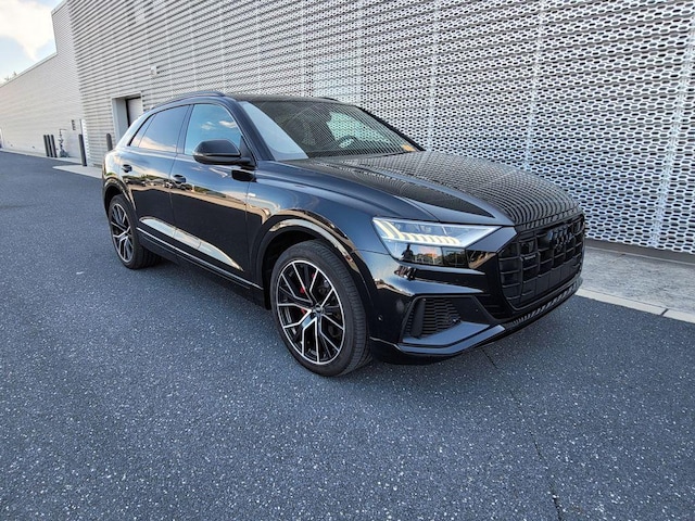 Photo of 2022 Audi Q8
