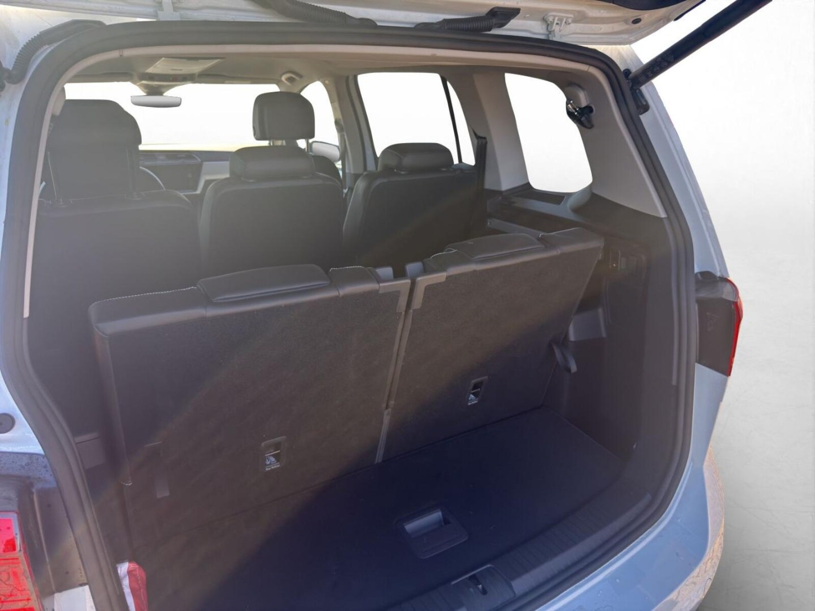 Volkswagen Touran – Bild 12