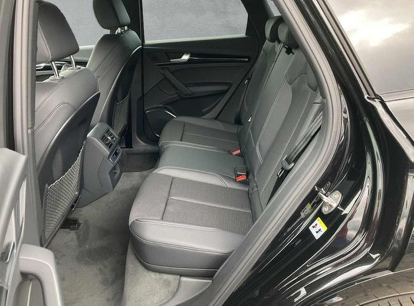 Bild über Audi Q5 Sportback 40 TDI quattro S tronic - für weitere Informationen kontaktieren Sie den Audi Partner