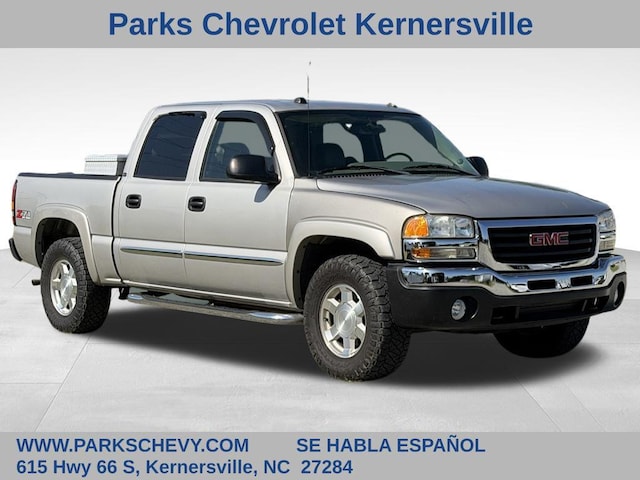 Photo of 2005 GMC Sierra