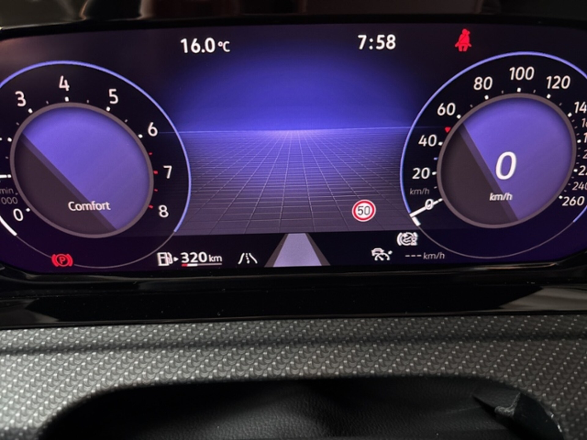 Volkswagen Golf R-Line