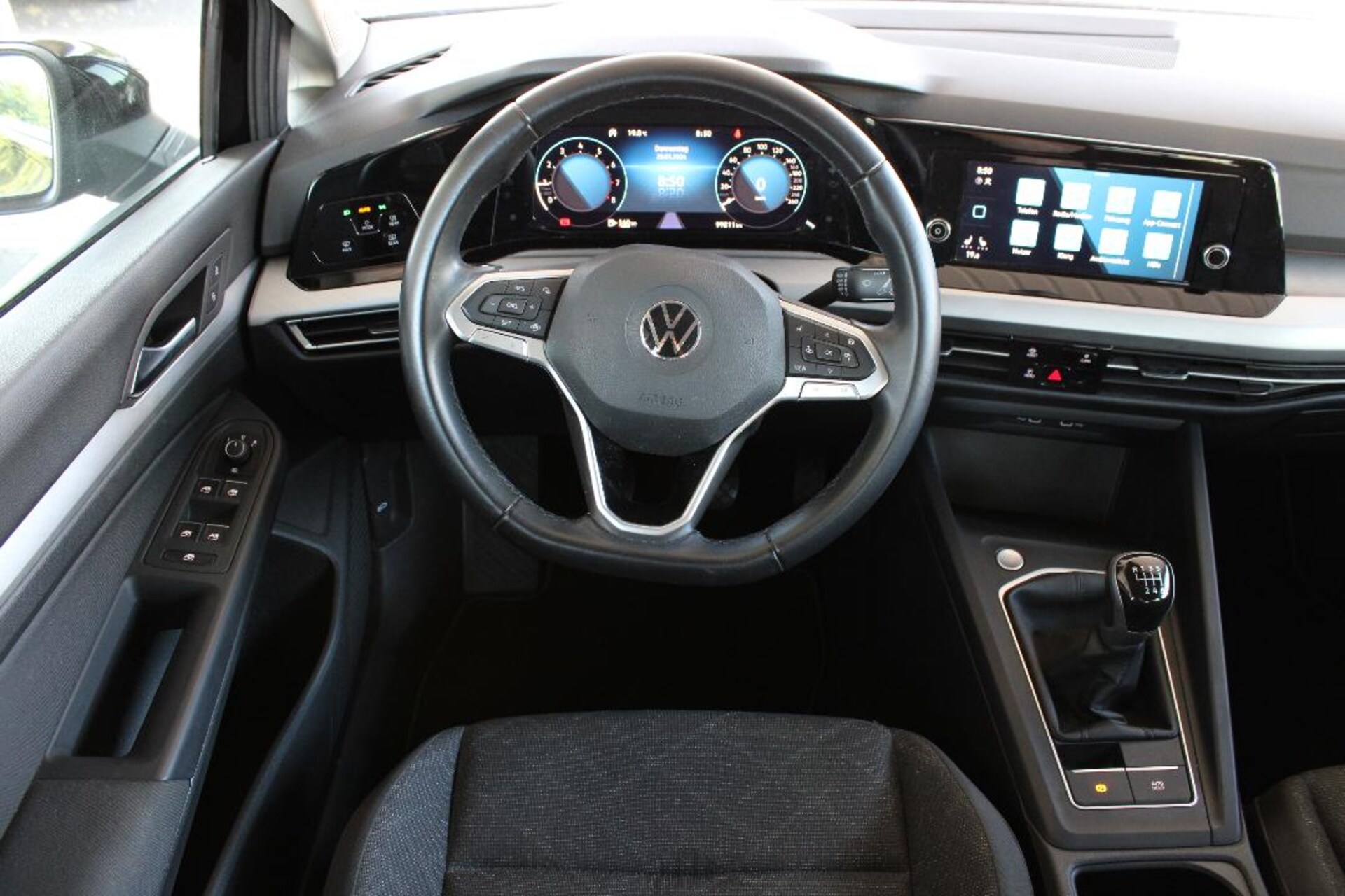 Volkswagen Golf Life