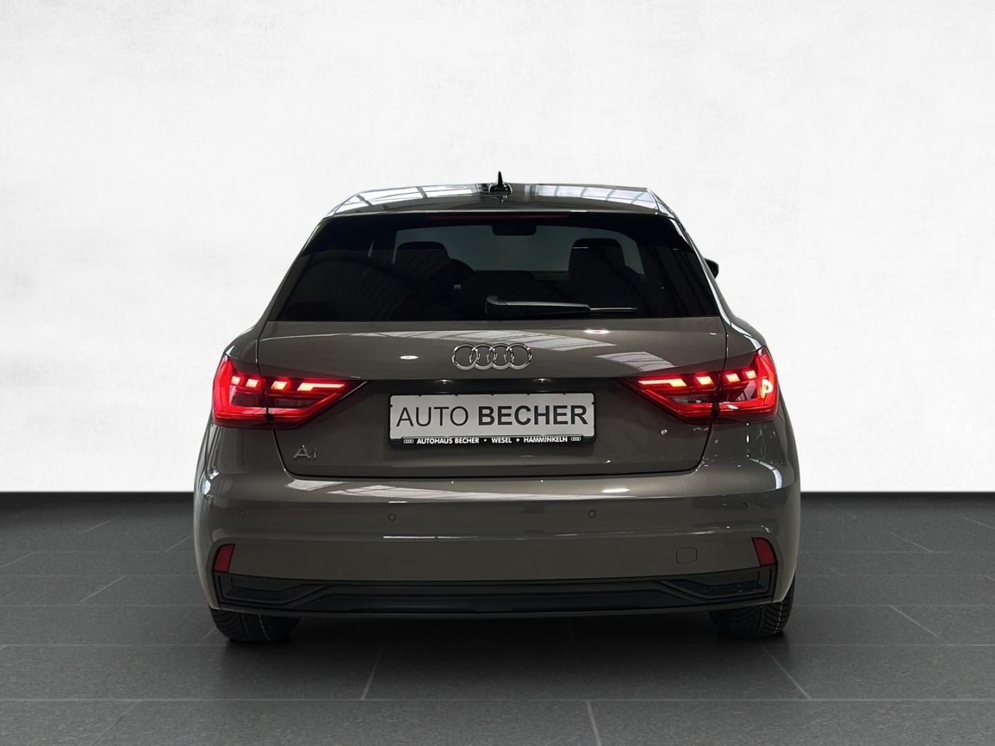 Bild über Audi A1 Sportback advanced 30 TFSI S tronic - für weitere Informationen kontaktieren Sie den Audi Partner