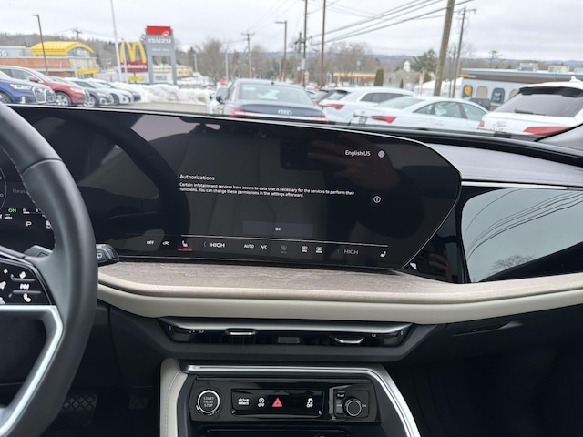 2025 Audi New Q5 Premium Plus - Photo 11