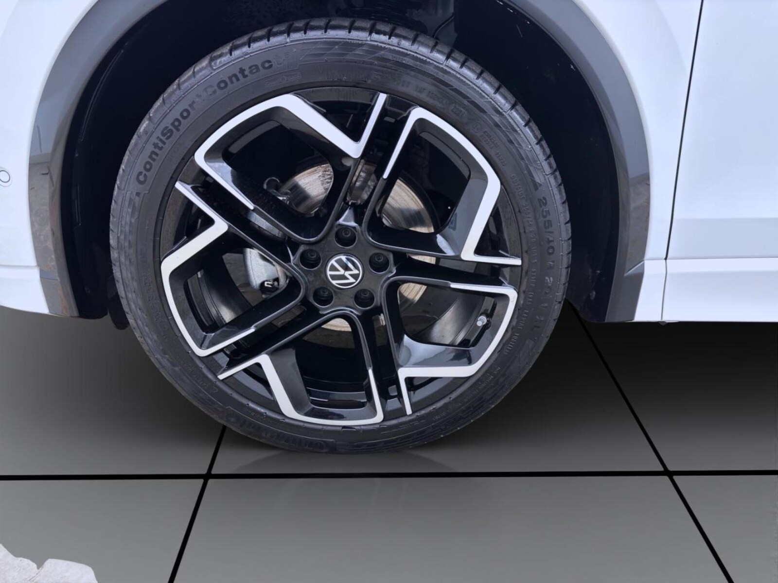 Volkswagen Tiguan – Bild 9
