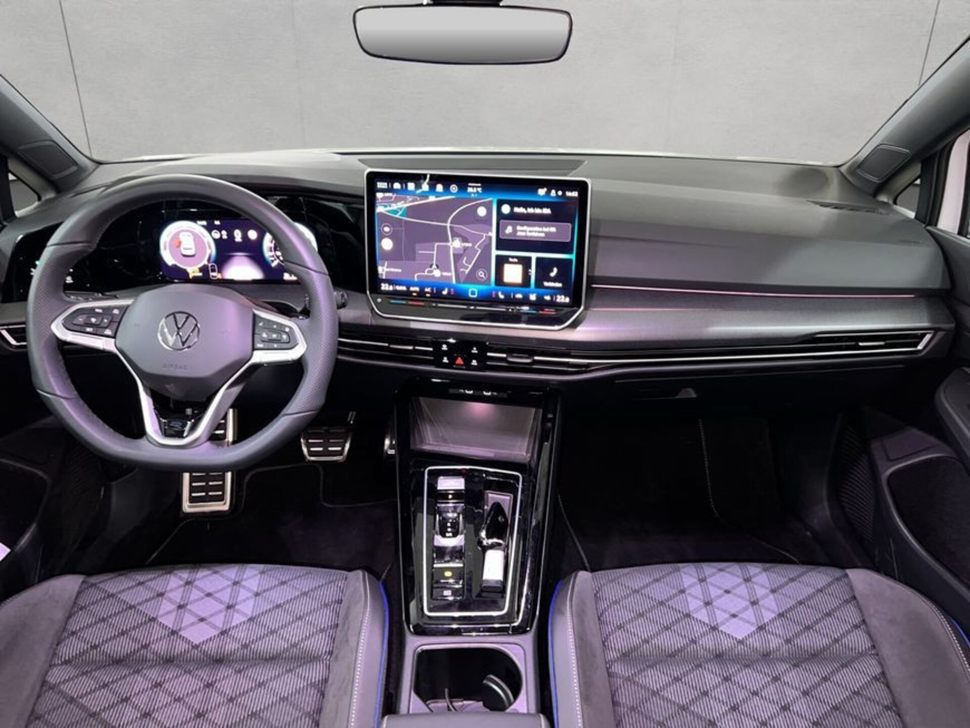 Volkswagen Golf R-Line