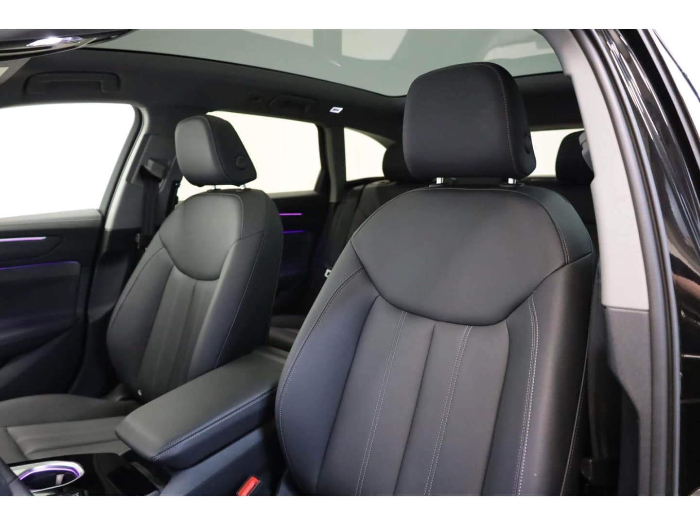 Bild über Audi A6 Avant TDI quattro 150 kW S tronic - für weitere Informationen kontaktieren Sie den Audi Partner
