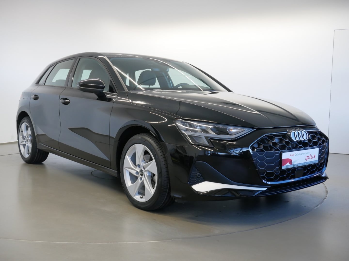 Bild über Audi A3 Sportback advanced 30 TDI Schaltgetriebe - für weitere Informationen kontaktieren Sie den Audi Partner