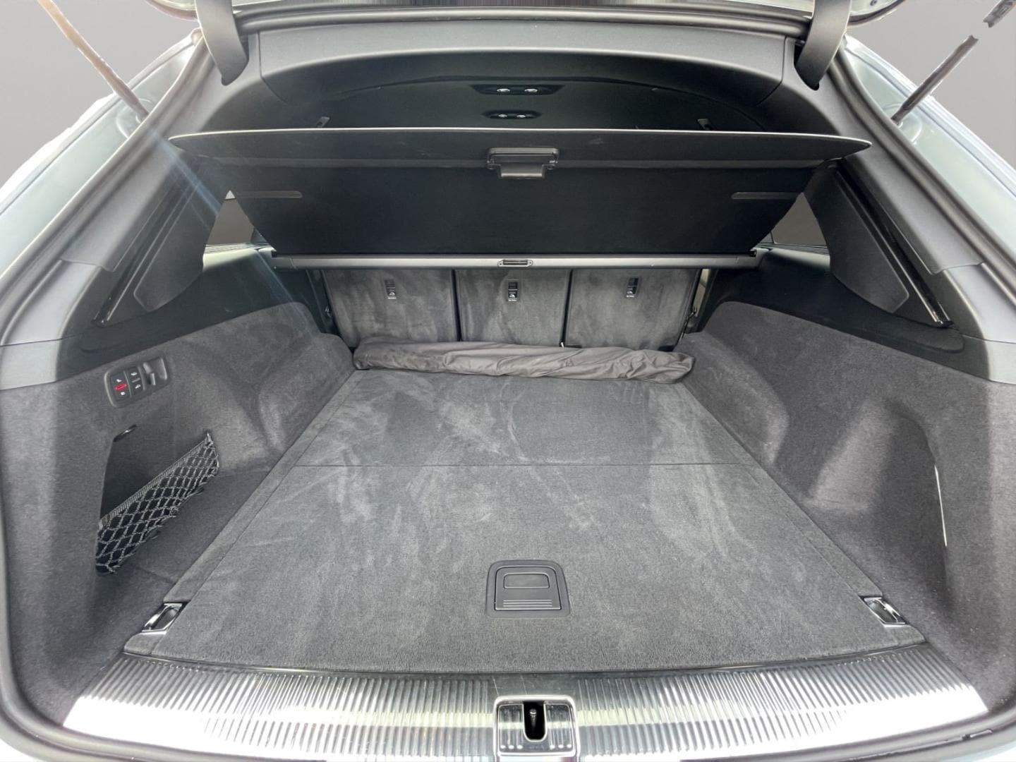 Bild über Audi Q7 SUV S line 50 TDI quattro tiptronic - für weitere Informationen kontaktieren Sie den Audi Partner