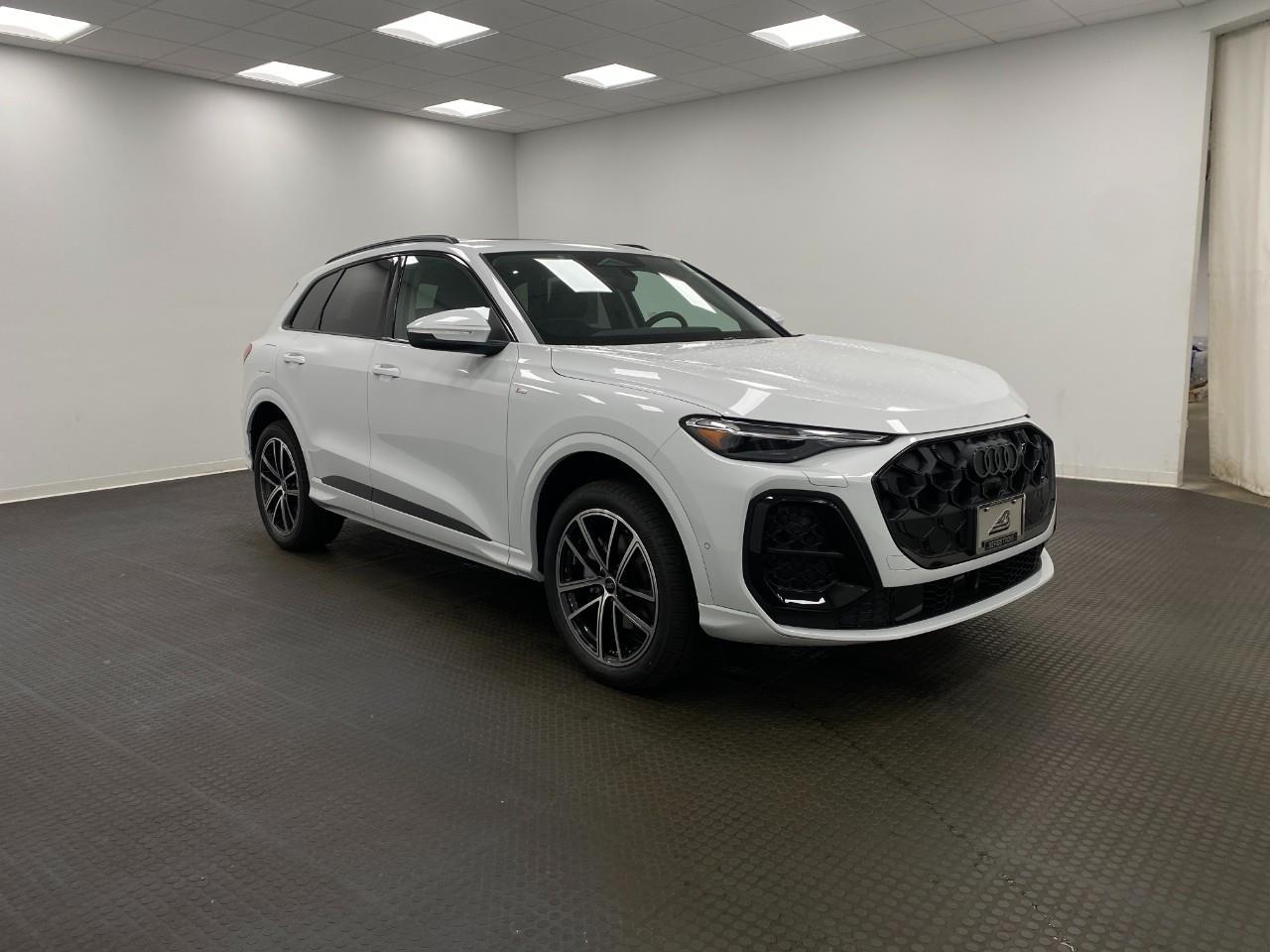 2026 Audi Q5 Premium Plus quattro's photo