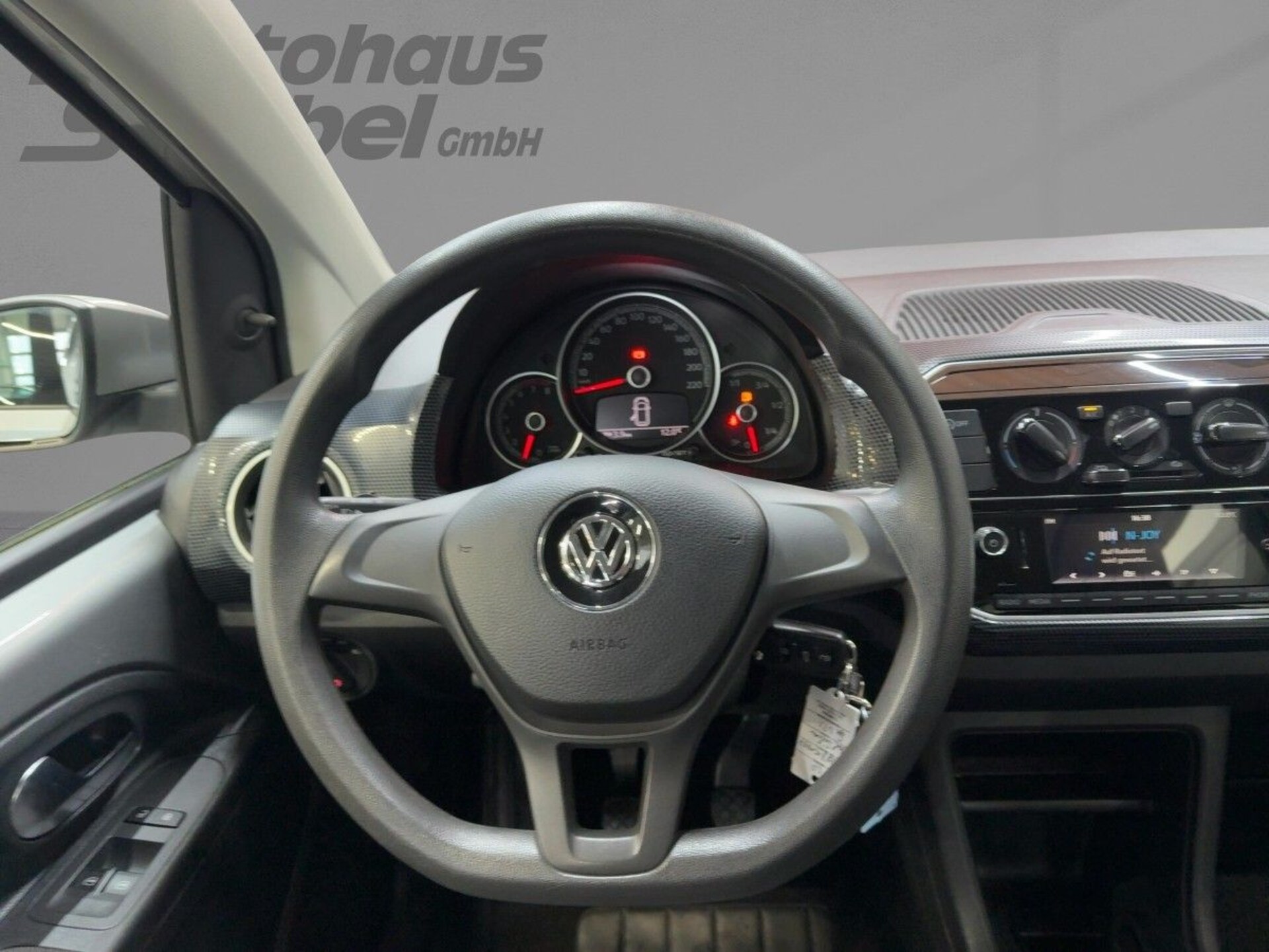 Volkswagen up! move up!