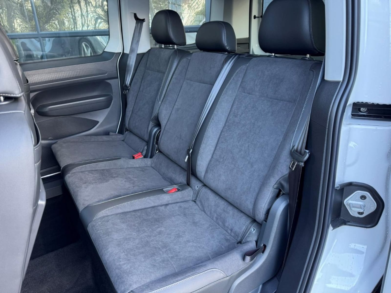 Volkswagen Caddy – Bild 8