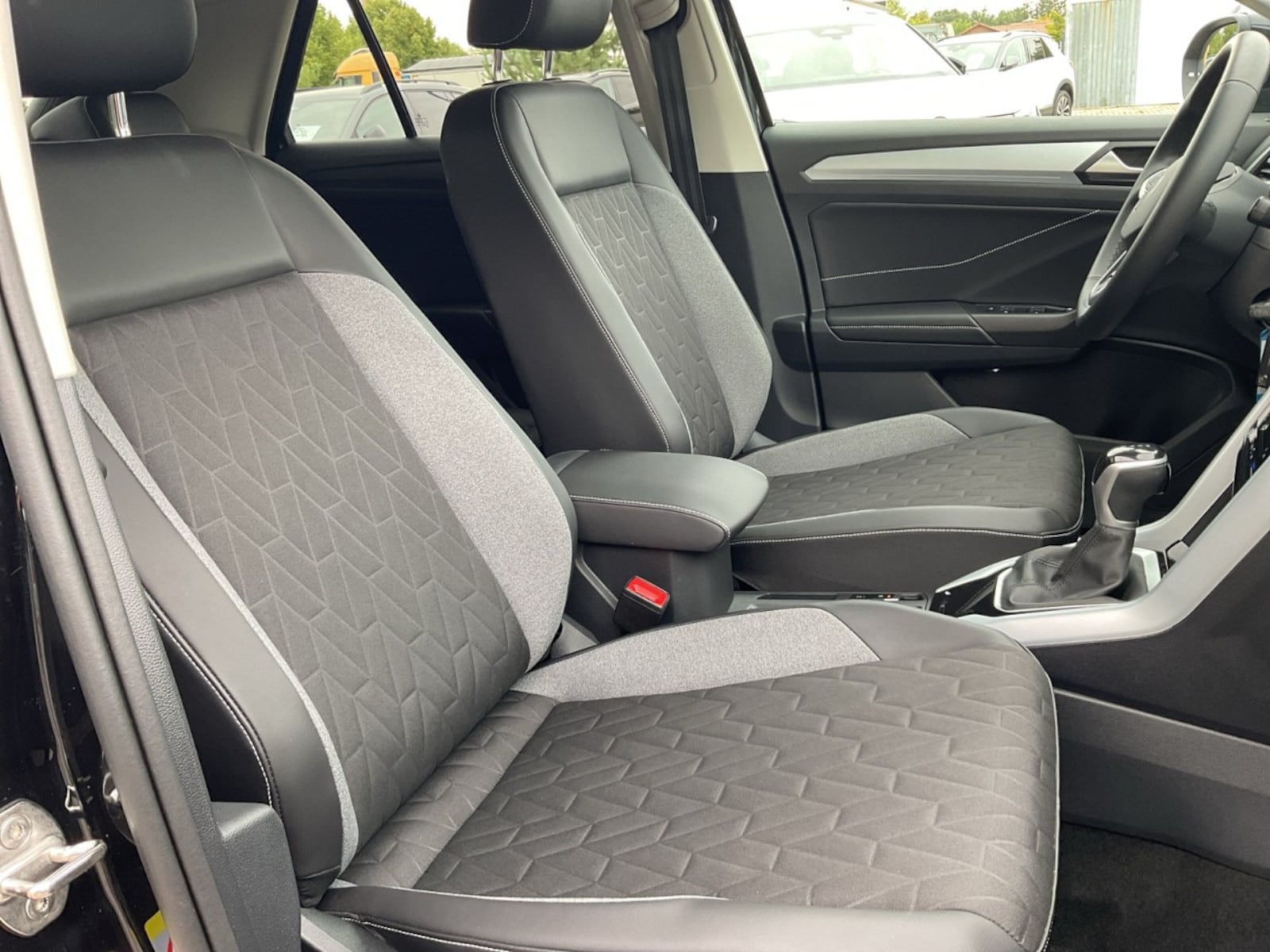 Volkswagen T-Roc – Bild 10