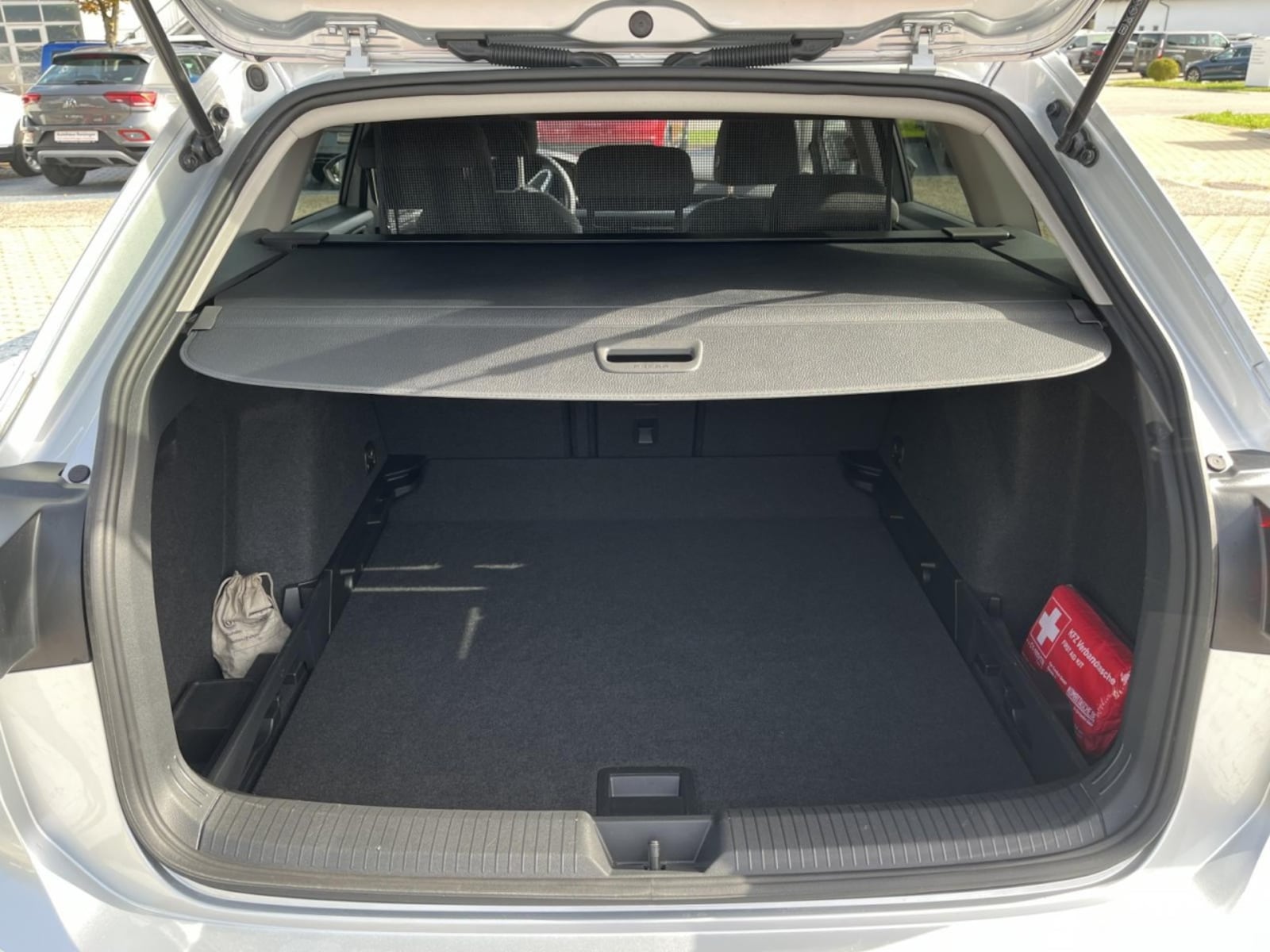 Volkswagen Golf Variant – Bild 6