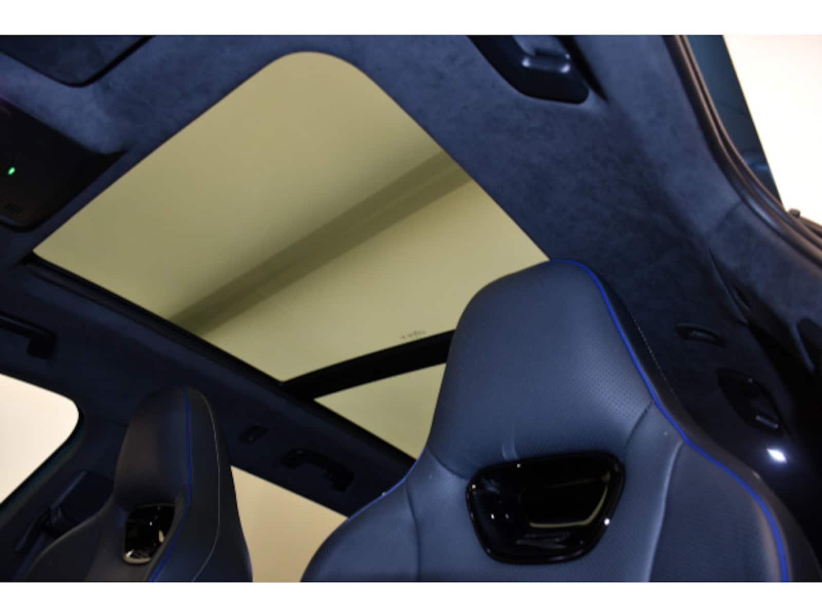 Volkswagen Passat – Bild 10