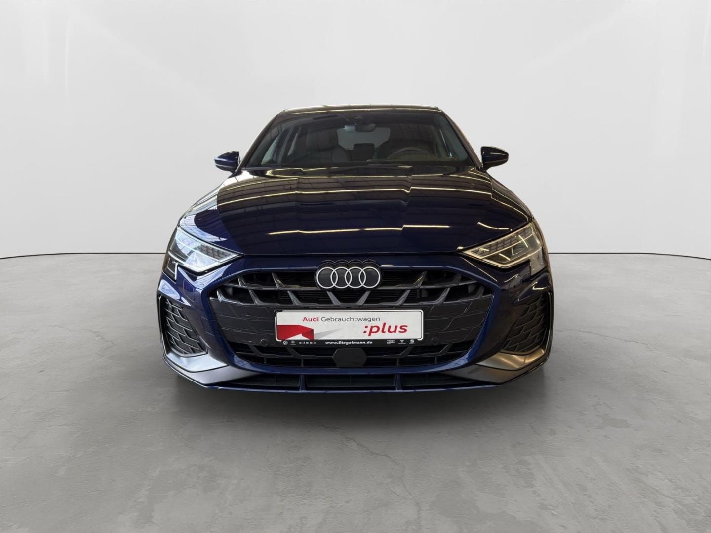 Bild über Audi A3 Sportback S line 35 TFSI S tronic - für weitere Informationen kontaktieren Sie den Audi Partner