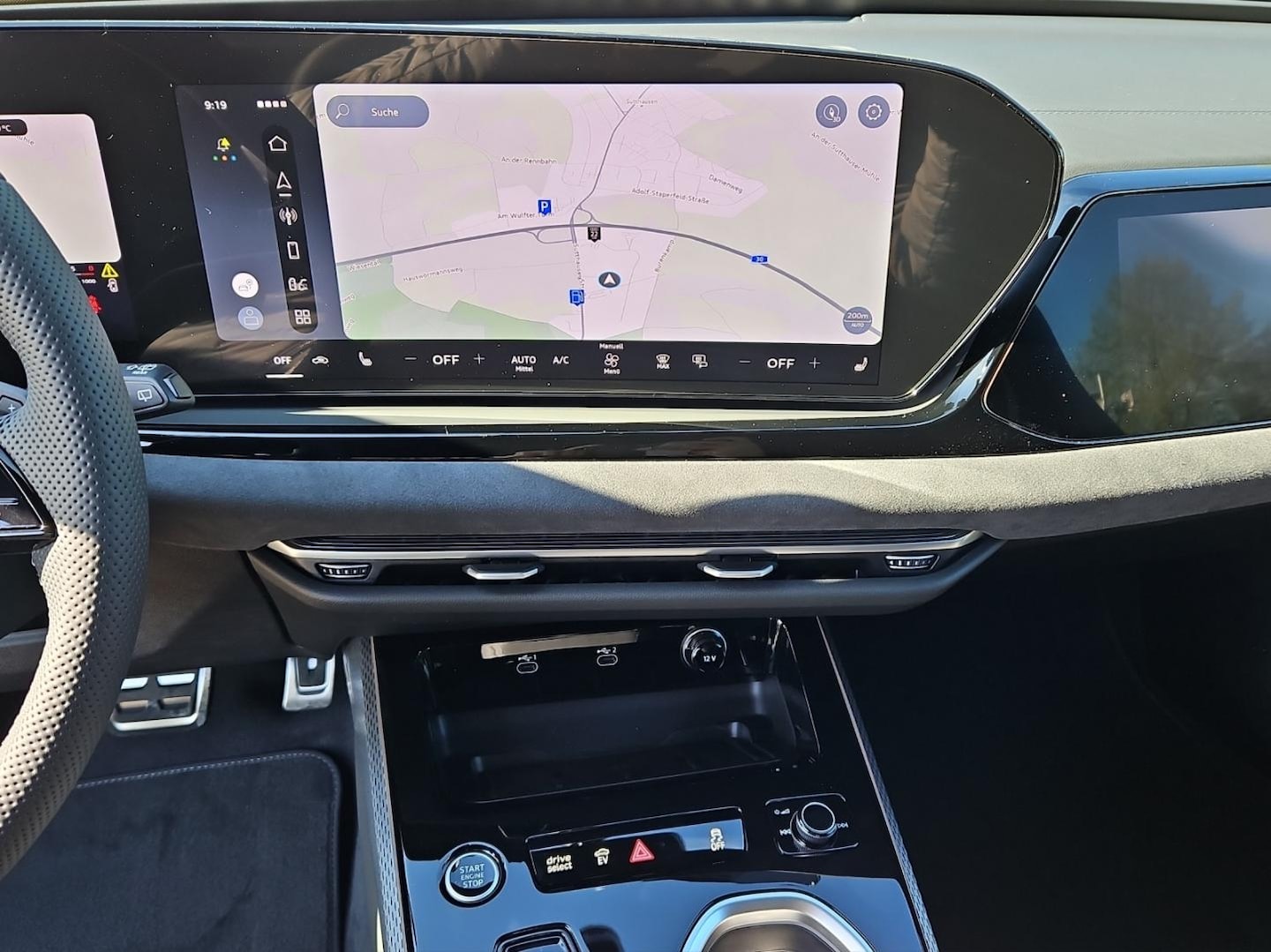 Bild über Audi A6 Avant e-hybrid e-hybrid quattro 270 kW S tronic - für weitere Informationen kontaktieren Sie den Audi Partner