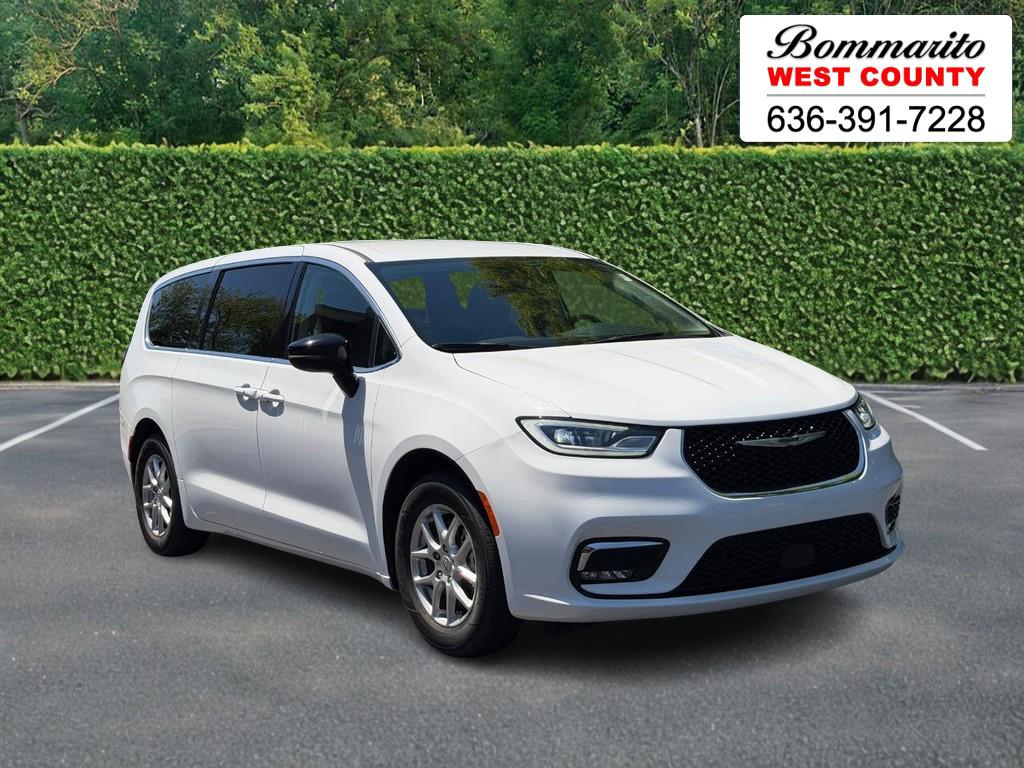 2024 Chrysler Pacifica