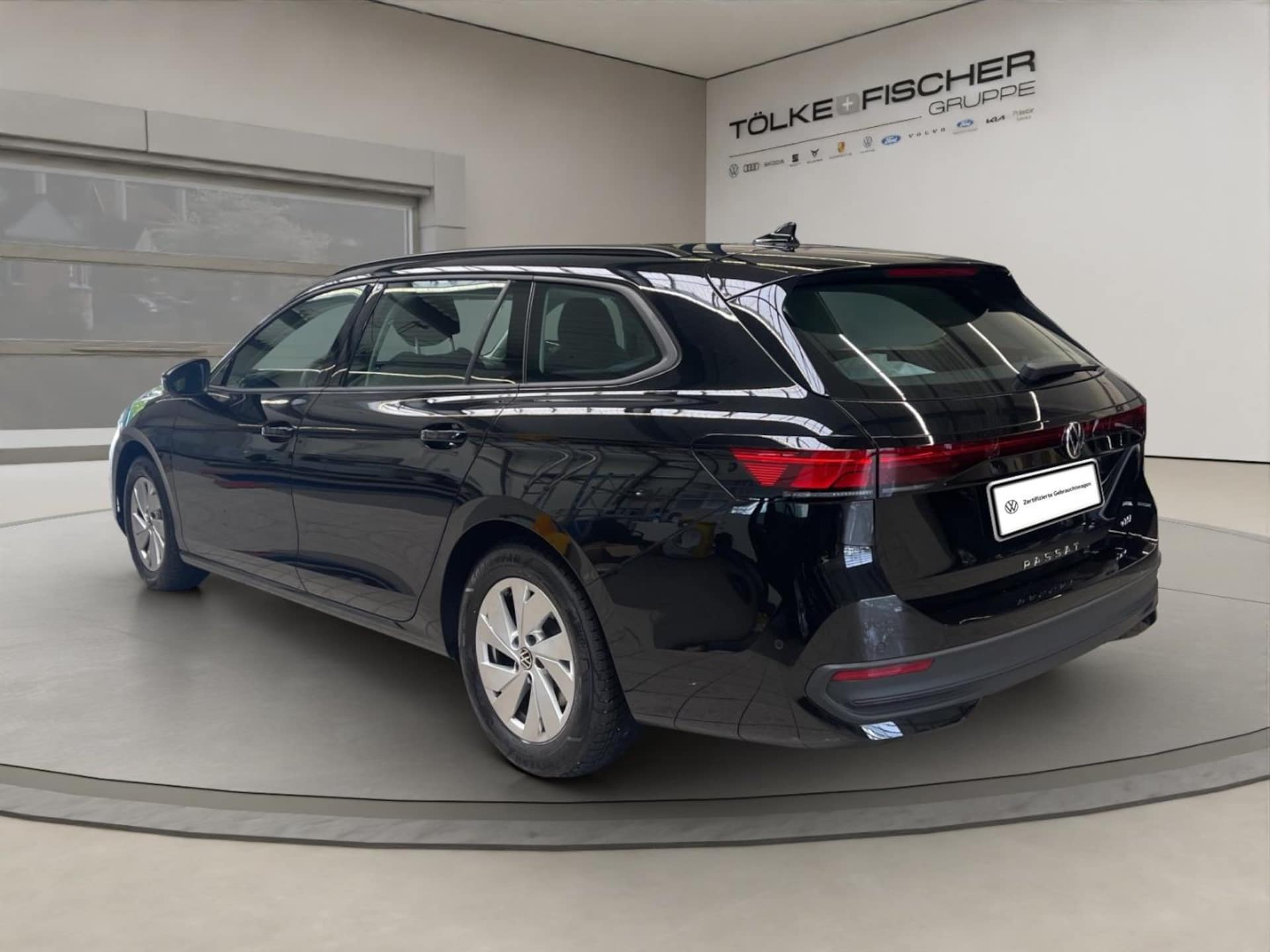 Volkswagen Passat Basis-Modell