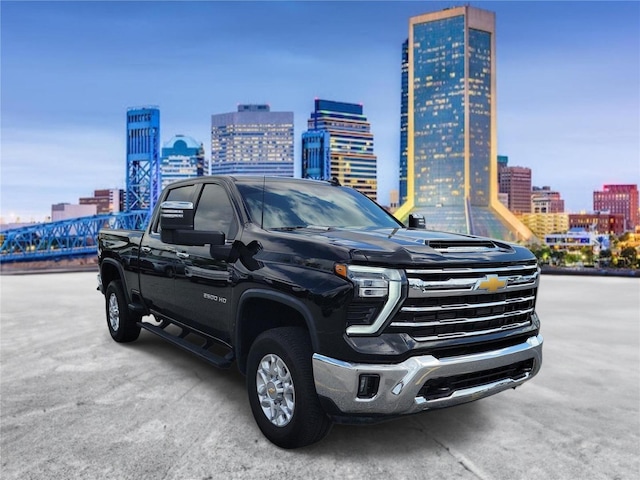 2025 Chevrolet Silverado