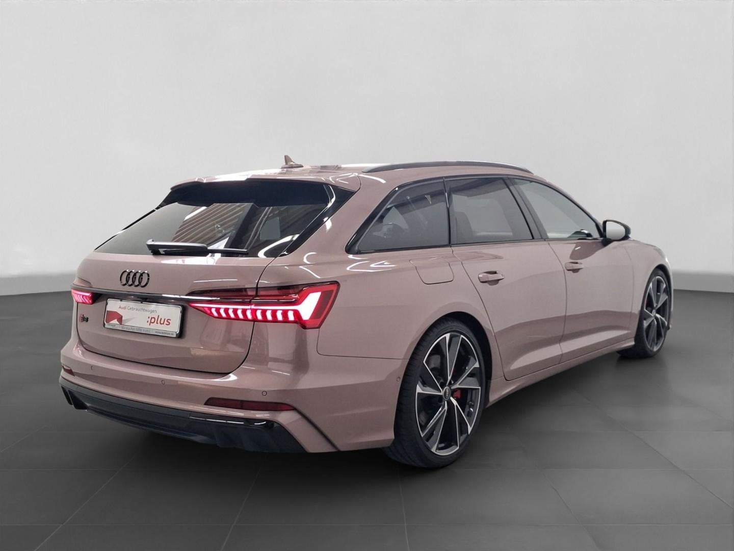 Bild über Audi S6 Avant TDI quattro tiptronic - für weitere Informationen kontaktieren Sie den Audi Partner