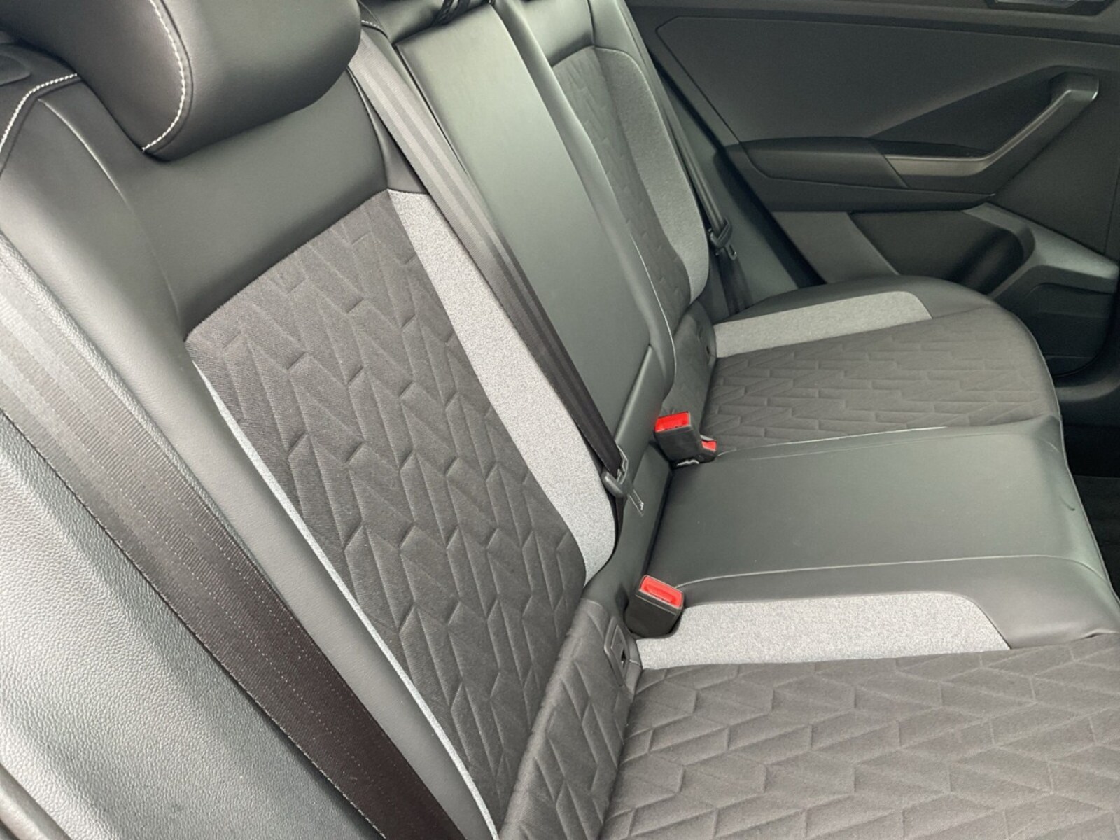 Volkswagen T-Roc – Bild 11