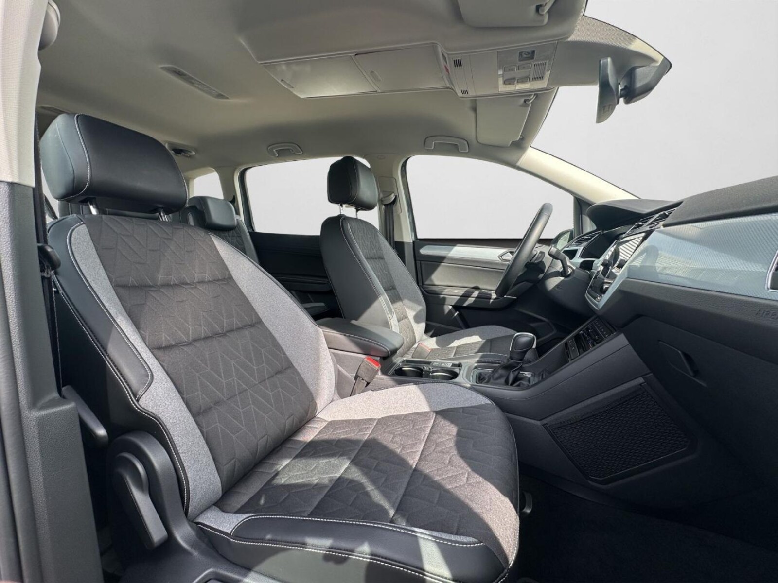 Volkswagen Touran – Bild 4