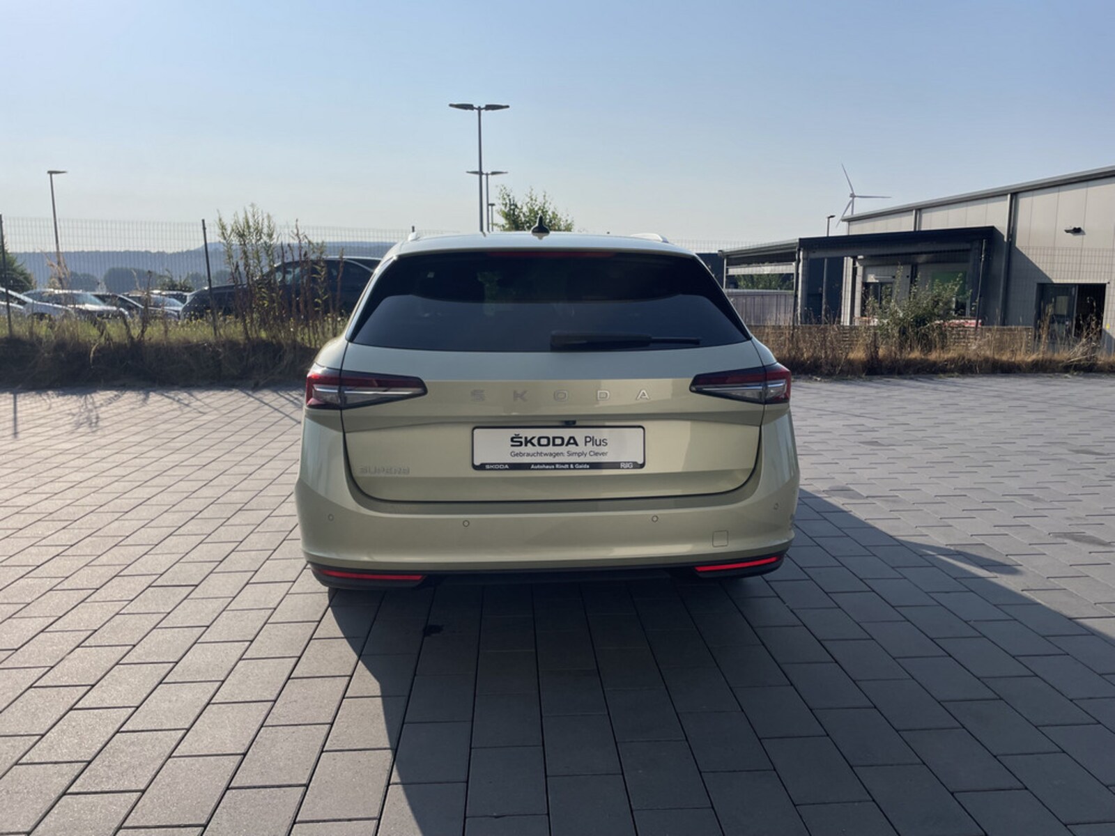 Škoda Superb Combi – Bild 7