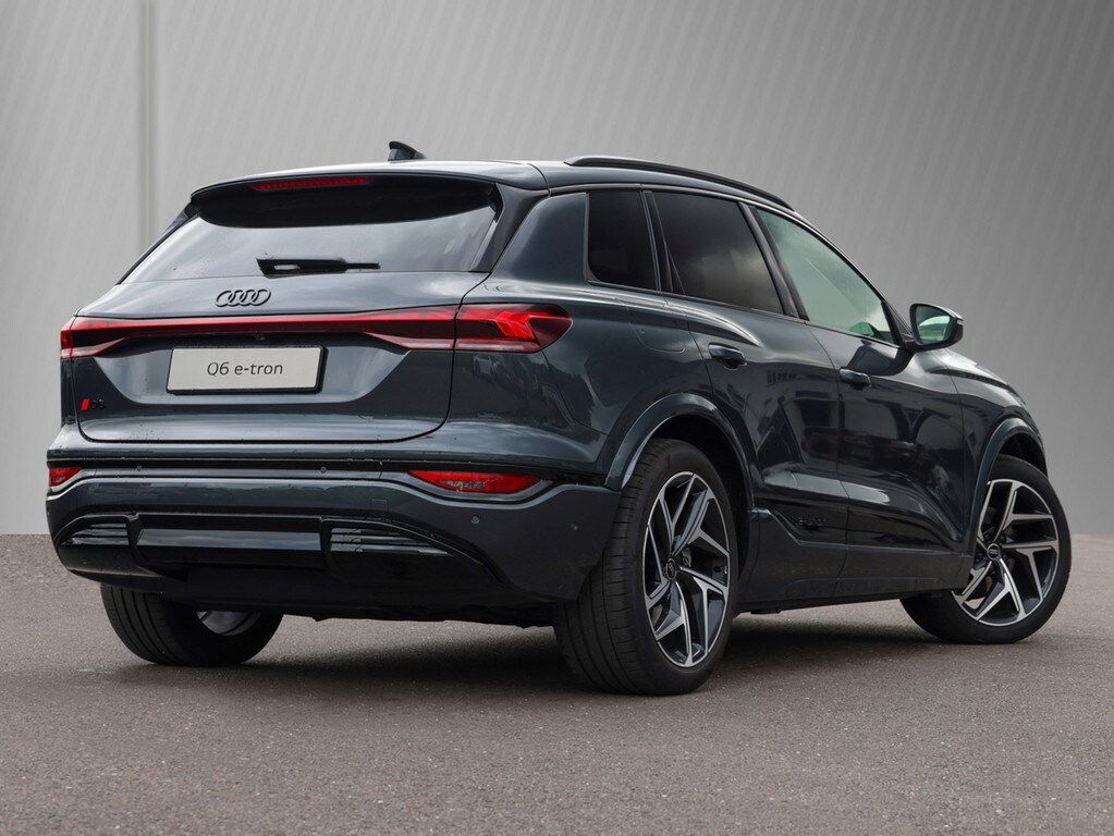 Image about Audi Q6 SUV e-tron e-tron quattro