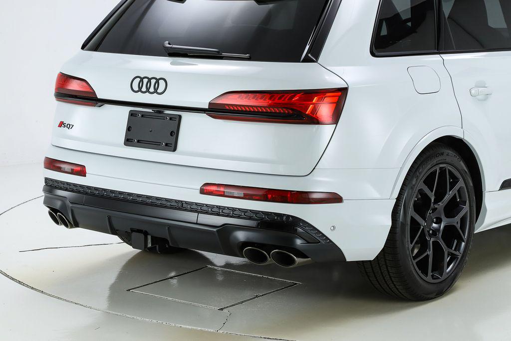 2026 Audi SQ7 Premium Plus - Photo 17
