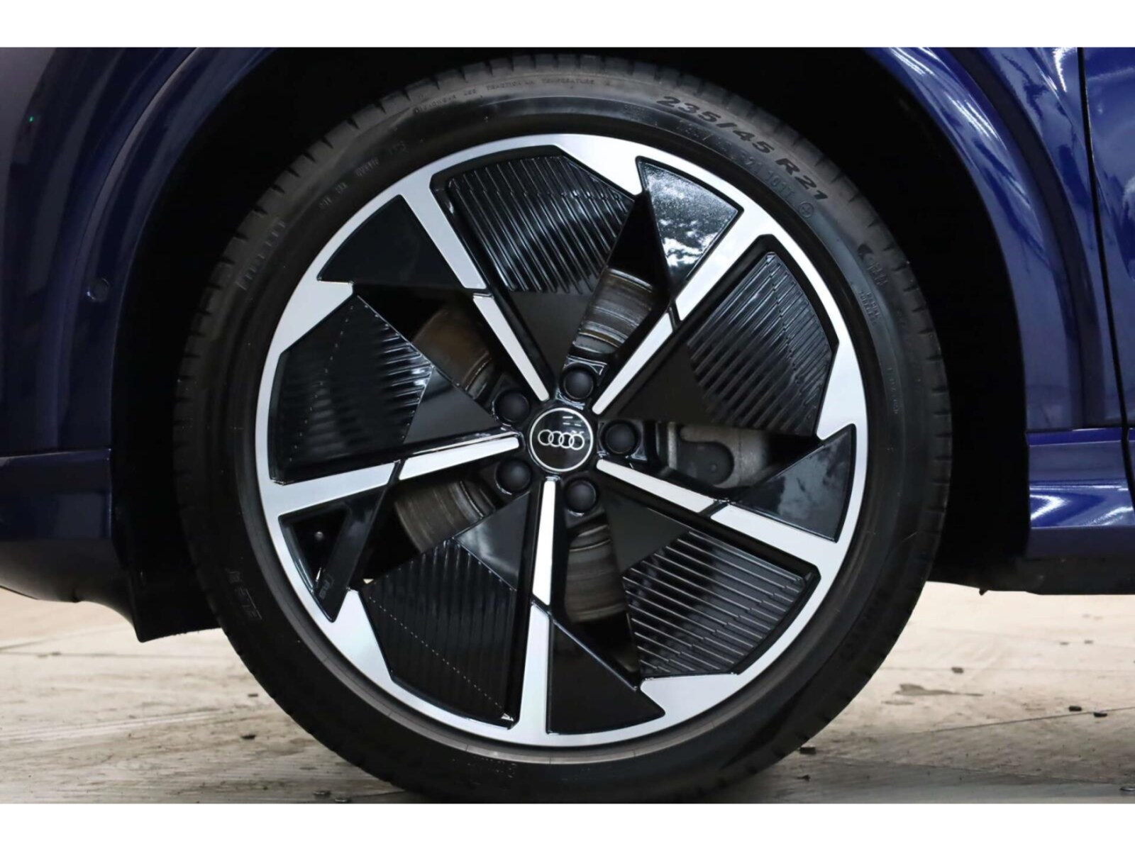 Audi Q4 Sportback e-tron – Bild 8