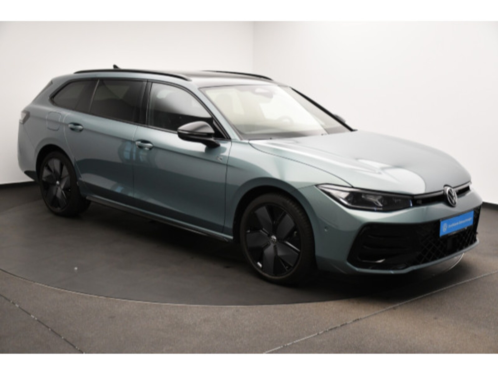 Volkswagen Passat – Bild 17
