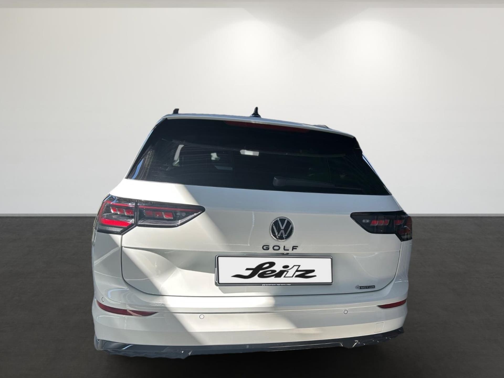 Volkswagen Golf Variant R-Line