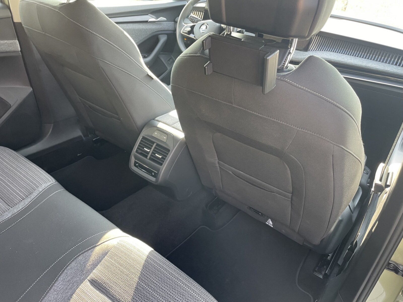 Škoda Superb Combi – Bild 13