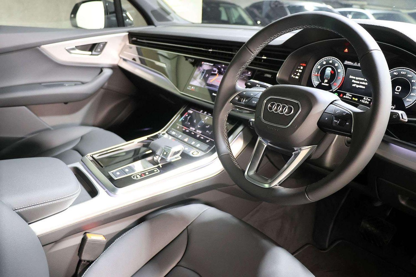 Image about Audi Q7 SUV TFSI quattro tiptronic