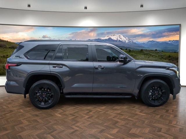 2024 Toyota Sequoia